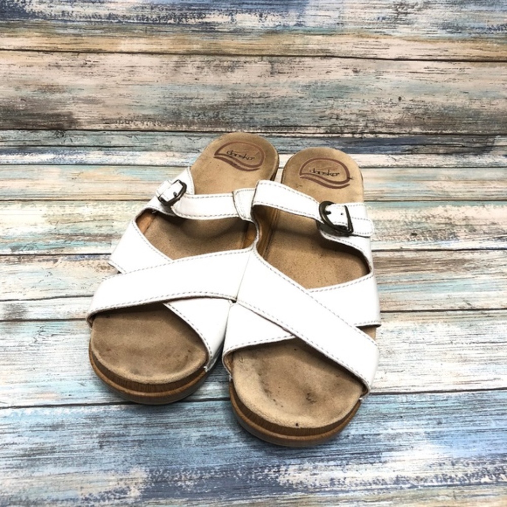 [Dansko] white Sela sandals #920